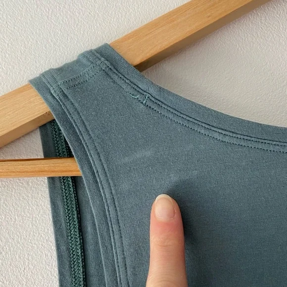 Lulu Lemon Tunic Tank Top - Picture 9 of 13